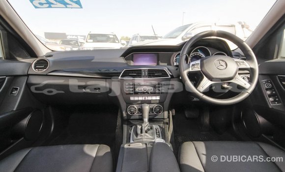 Buy Import Mercedes-Benz 200 White Car in Import - Dubai in Dushanbe Buy Import Mercedes-Benz 200 White Car in Import - Dubai in Dushanbe