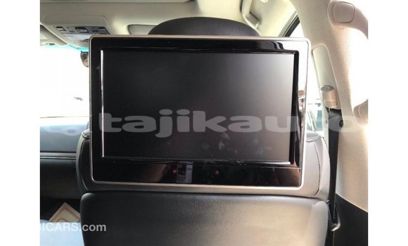 Buy Import Toyota Land Cruiser White Car in Import - Dubai in Dushanbe Buy Import Toyota Land Cruiser White Car in Import - Dubai in Dushanbe