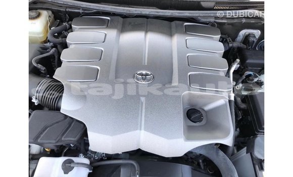 Buy Import Toyota Land Cruiser White Car in Import - Dubai in Dushanbe Buy Import Toyota Land Cruiser White Car in Import - Dubai in Dushanbe