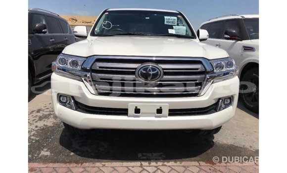 Buy Import Toyota Land Cruiser White Car in Import - Dubai in Dushanbe Buy Import Toyota Land Cruiser White Car in Import - Dubai in Dushanbe