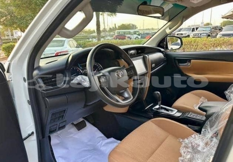 Big with watermark toyota fortuner sughd buston 19677