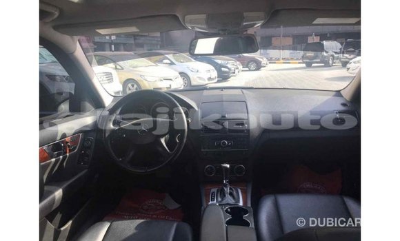 Buy Import Mercedes-Benz 190 (W201) Black Car in Import - Dubai in Dushanbe Buy Import Mercedes-Benz 190 (W201) Black Car in Import - Dubai in Dushanbe