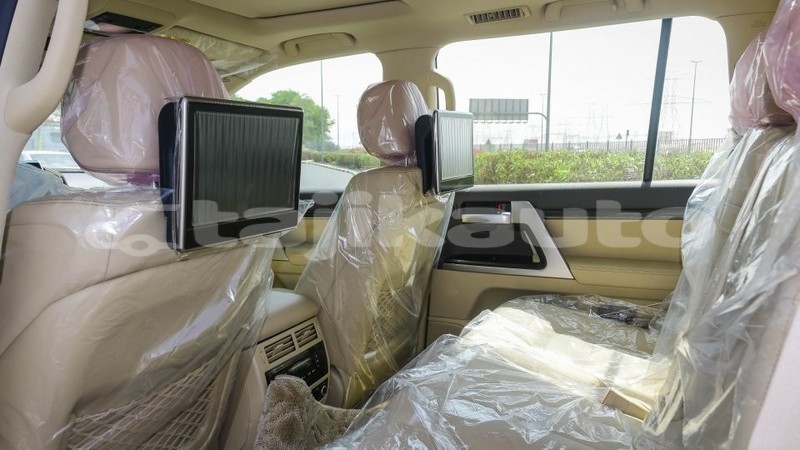 Big with watermark toyota land cruiser sughd buston 19955