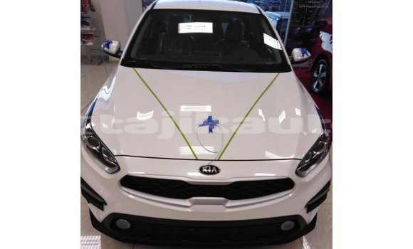 Buy Import Kia Cerato White Car in Import - Dubai in Dushanbe