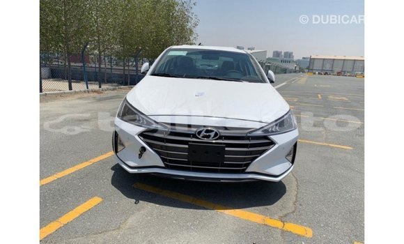 Buy Import Hyundai Elantra White Car in Import - Dubai in Dushanbe Buy Import Hyundai Elantra White Car in Import - Dubai in Dushanbe