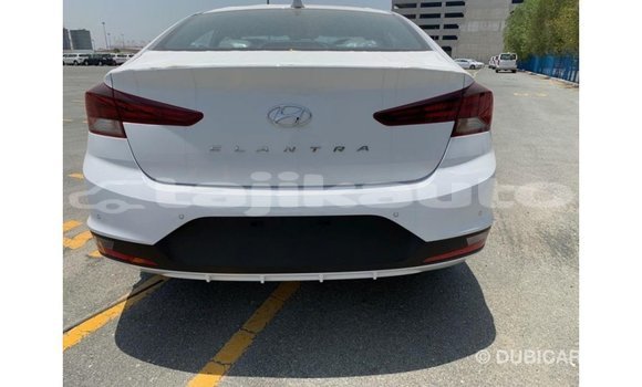 Buy Import Hyundai Elantra White Car in Import - Dubai in Dushanbe Buy Import Hyundai Elantra White Car in Import - Dubai in Dushanbe