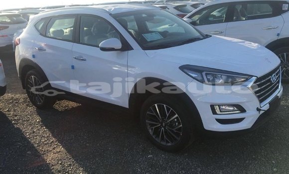 Buy Import Hyundai Tucson White Car in Import - Dubai in Dushanbe Buy Import Hyundai Tucson White Car in Import - Dubai in Dushanbe