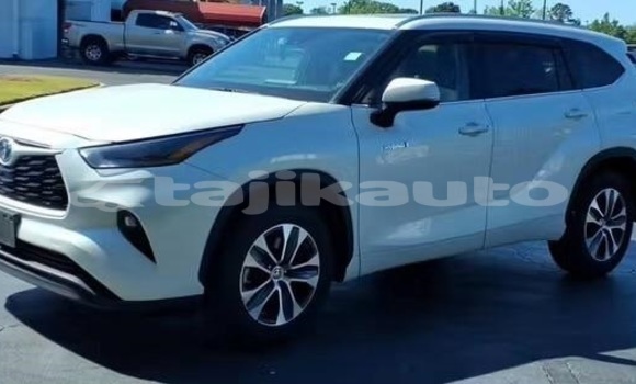 Buy Used Toyota Highlander White Car in Buston in Sughd Buy Used Toyota Highlander White Car in Buston in Sughd
