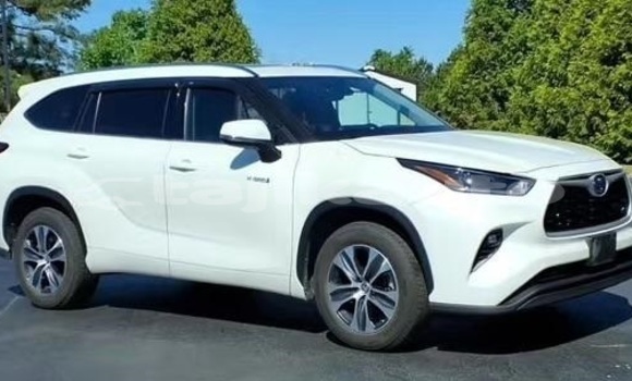 Buy Used Toyota Highlander White Car in Buston in Sughd Buy Used Toyota Highlander White Car in Buston in Sughd