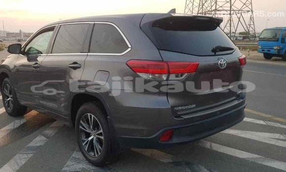 Buy Import Toyota Highlander Other Car in Import - Dubai in Dushanbe Buy Import Toyota Highlander Other Car in Import - Dubai in Dushanbe