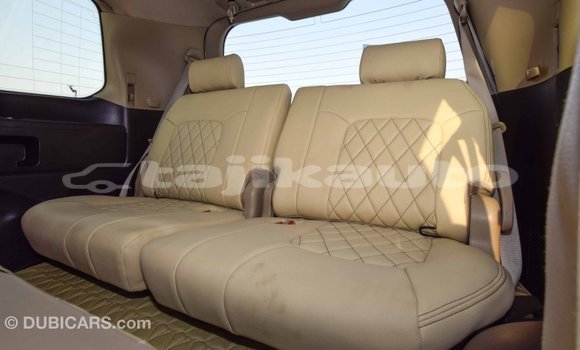 Buy Import Toyota Land Cruiser White Car in Import - Dubai in Dushanbe Buy Import Toyota Land Cruiser White Car in Import - Dubai in Dushanbe