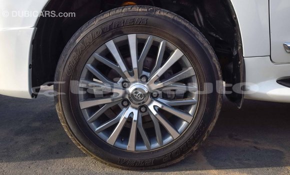 Buy Import Toyota Land Cruiser White Car in Import - Dubai in Dushanbe Buy Import Toyota Land Cruiser White Car in Import - Dubai in Dushanbe