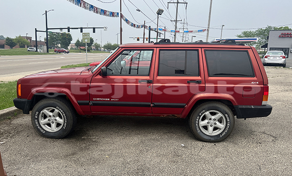 Buy Used Jeep Cherokee Red Car in Buston in Sughd Buy Used Jeep Cherokee Red Car in Buston in Sughd