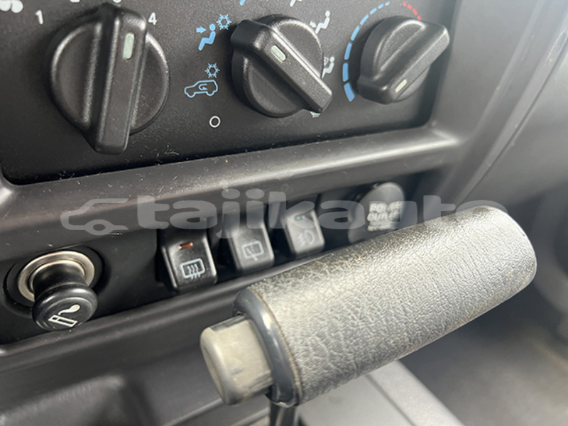 Big with watermark jeep cherokee sughd buston 22586