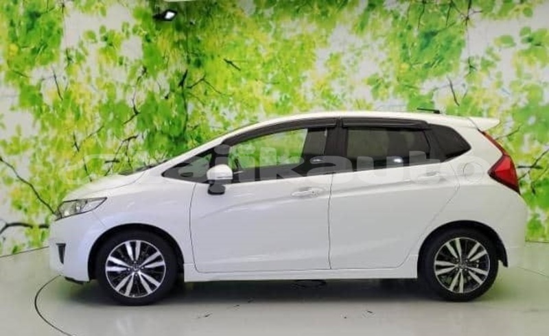 Big with watermark honda fit sughd buston 22589