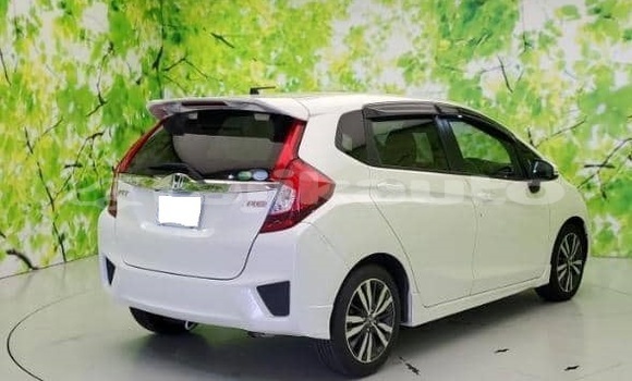 Buy Used Honda FIT White Car in Buston in Sughd Buy Used Honda FIT White Car in Buston in Sughd