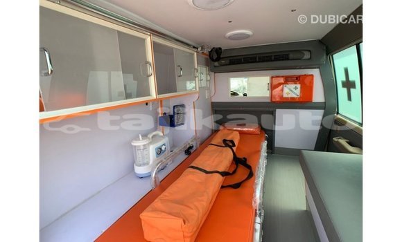 Buy Import Toyota Land Cruiser White Car in Import - Dubai in Dushanbe Buy Import Toyota Land Cruiser White Car in Import - Dubai in Dushanbe