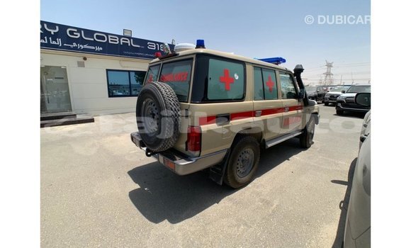 Buy Import Toyota Land Cruiser White Car in Import - Dubai in Dushanbe Buy Import Toyota Land Cruiser White Car in Import - Dubai in Dushanbe