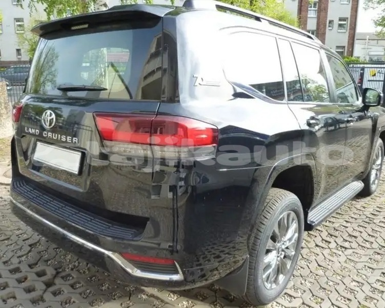 Big with watermark toyota land cruiser sughd adrasmon 22954