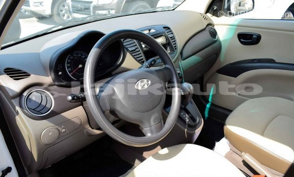 Buy Import Hyundai i10 White Car in Import - Dubai in Dushanbe Buy Import Hyundai i10 White Car in Import - Dubai in Dushanbe