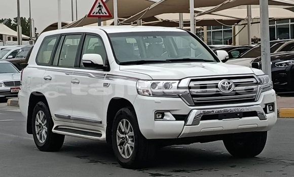 Buy New Toyota Land Cruiser White Car in Dushanbe in Dushanbe Buy New Toyota Land Cruiser White Car in Dushanbe in Dushanbe
