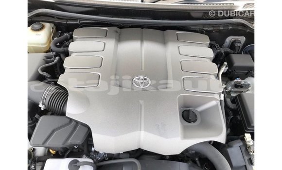 Buy Import Toyota Land Cruiser White Car in Import - Dubai in Dushanbe Buy Import Toyota Land Cruiser White Car in Import - Dubai in Dushanbe