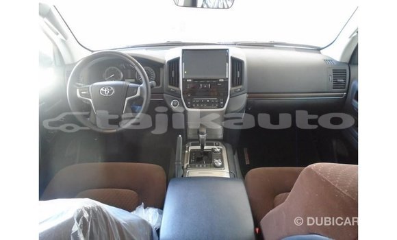 Buy Import Toyota Land Cruiser White Car in Import - Dubai in Dushanbe Buy Import Toyota Land Cruiser White Car in Import - Dubai in Dushanbe
