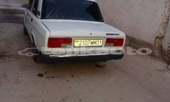 Buy Used Mercedes-Benz 270D White Car in Dushanbe in Dushanbe Buy Used Mercedes-Benz 270D White Car in Dushanbe in Dushanbe