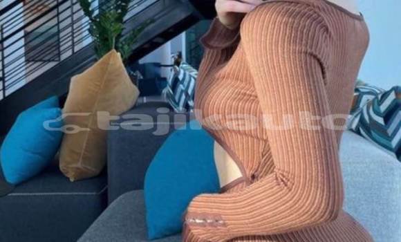 Medium with watermark la pua pupa