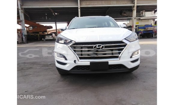 Buy Import Hyundai Tucson White Car in Import - Dubai in Dushanbe Buy Import Hyundai Tucson White Car in Import - Dubai in Dushanbe