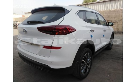 Buy Import Hyundai Tucson White Car in Import - Dubai in Dushanbe Buy Import Hyundai Tucson White Car in Import - Dubai in Dushanbe