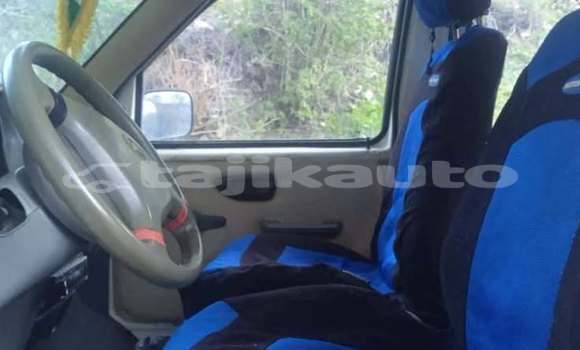 Buy Used Toyota Hiace White Car in Dushanbe in Dushanbe Buy Used Toyota Hiace White Car in Dushanbe in Dushanbe