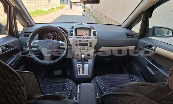 Buy Used Toyota Sienta Other Car in Chkalov in Sughd Buy Used Toyota Sienta Other Car in Chkalov in Sughd