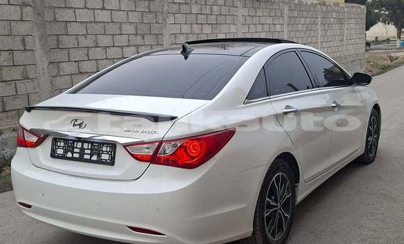 Buy Used Hyundai Sonata White Car in Isfara in Sughd Buy Used Hyundai Sonata White Car in Isfara in Sughd