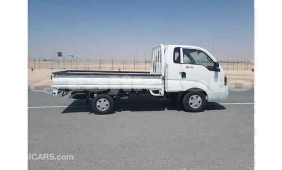 Buy Import Kia Carens White Car in Import - Dubai in Dushanbe Buy Import Kia Carens White Car in Import - Dubai in Dushanbe