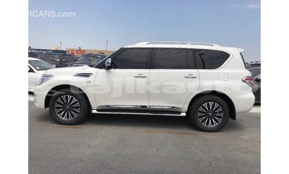 Buy Import Nissan Patrol White Car in Import - Dubai in Dushanbe Buy Import Nissan Patrol White Car in Import - Dubai in Dushanbe