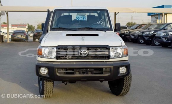 Buy Import Toyota Land Cruiser White Car in Import - Dubai in Dushanbe Buy Import Toyota Land Cruiser White Car in Import - Dubai in Dushanbe