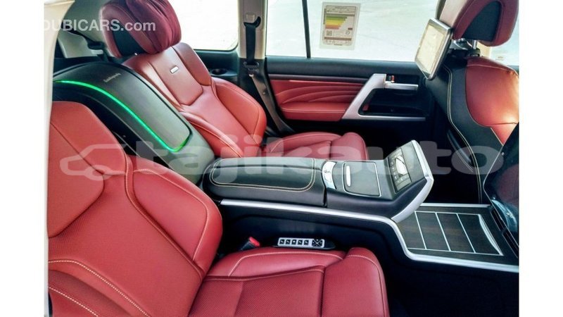 Big with watermark c81c13ff db9b 4a13 b792 075b872fb761