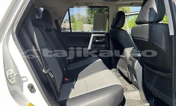 Buy Used Toyota 4Runner White Car in Chorku in Sughd Buy Used Toyota 4Runner White Car in Chorku in Sughd