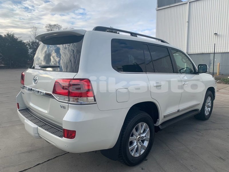 Big with watermark toyota land cruiser sughd buston 33515