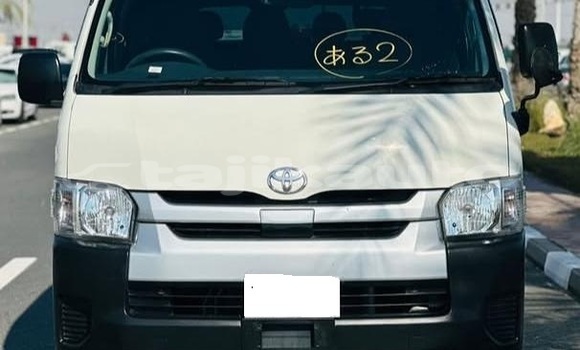 Buy Used Toyota Hiace White Car in Buston in Sughd Buy Used Toyota Hiace White Car in Buston in Sughd