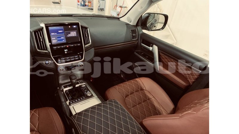 Big with watermark 90aa88c8 9513 46c0 b962 7d1e443b6757