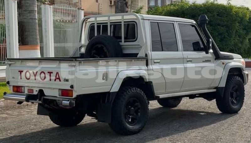 Big with watermark toyota land cruiser sughd buston 34028