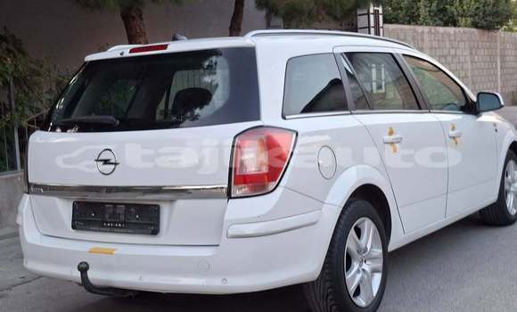 Buy Used Opel Astra White Car in Chorku in Sughd Buy Used Opel Astra White Car in Chorku in Sughd