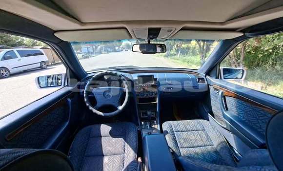 Buy Used Mercedes-Benz 190 (W201) White Car in Dangara in Khatlon Buy Used Mercedes-Benz 190 (W201) White Car in Dangara in Khatlon