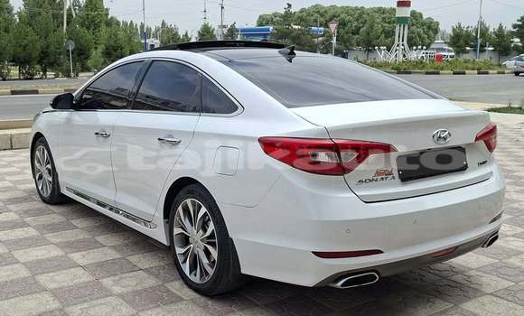 Buy Used Hyundai Santa Fe White Car in Dangara in Khatlon Buy Used Hyundai Santa Fe White Car in Dangara in Khatlon