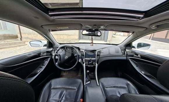 Buy Used Hyundai Santa Fe White Car in Dangara in Khatlon Buy Used Hyundai Santa Fe White Car in Dangara in Khatlon