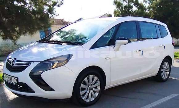 Buy Used Opel Zafira White Car in Chorku in Sughd