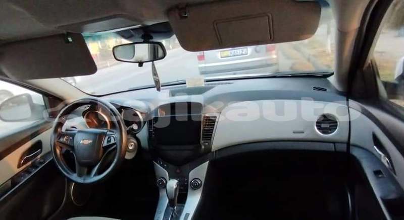 Big with watermark chevrolet cruze sughd chorku 34135