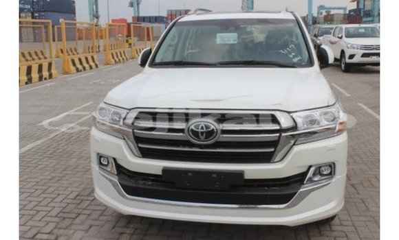 Buy Import Toyota Land Cruiser White Car in Import - Dubai in Dushanbe Buy Import Toyota Land Cruiser White Car in Import - Dubai in Dushanbe